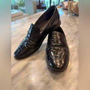 Women’s Black Rockport Loafers Sz. 8